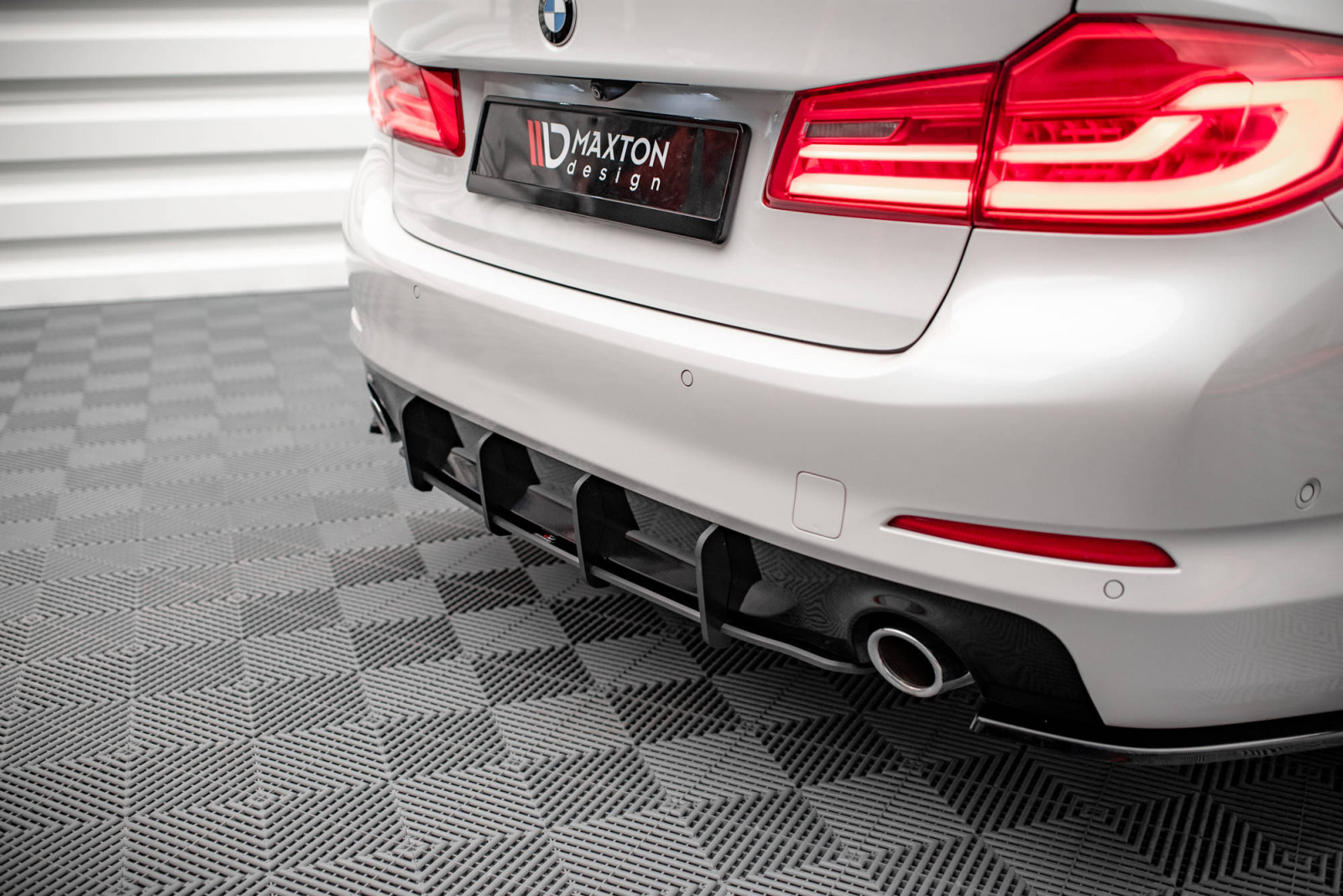 Dyfuzor Tylny Street Pro BMW 5 G30