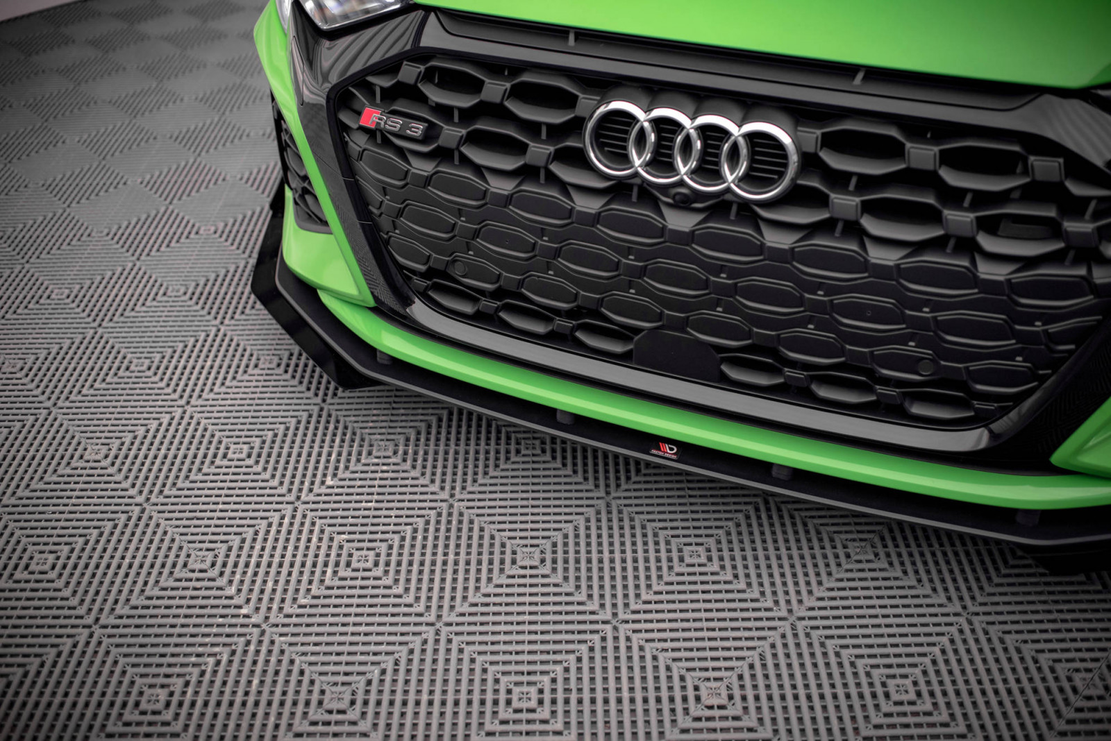 Splitter Przedni Street Pro V.1  + Flaps Audi RS3 Sportback 8Y