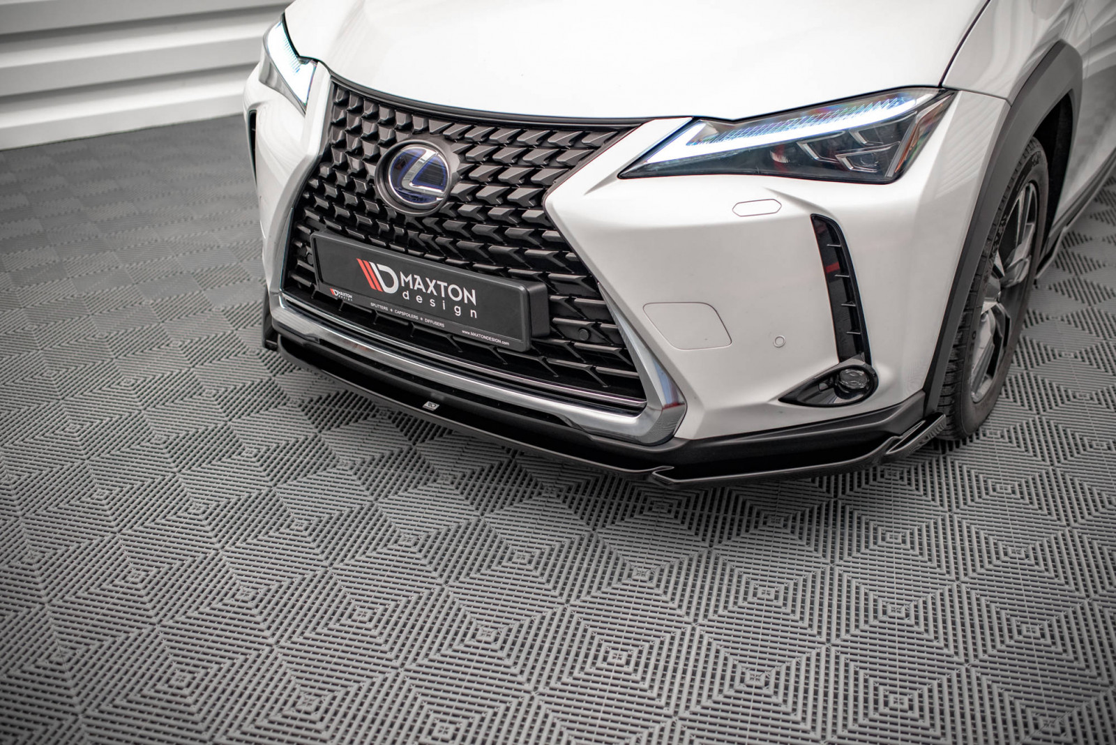 Splitter Przedni Lexus UX Mk1