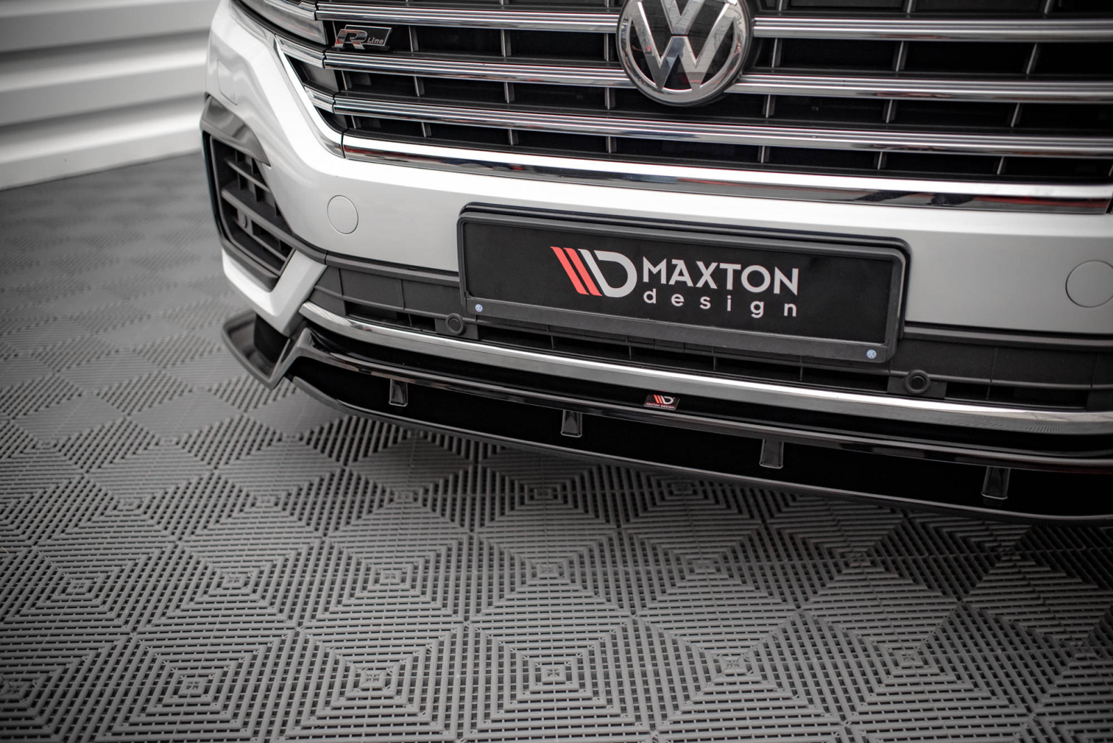 Splitter Przedni Volkswagen Touareg R-Line Mk3