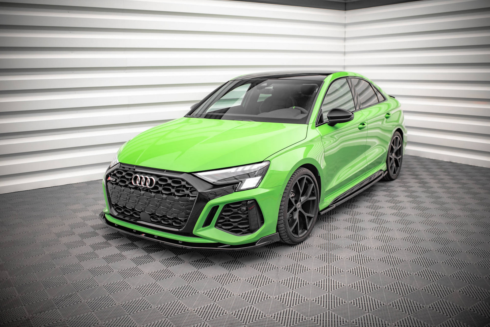 Splitter Przedni V.2 Audi RS3 8Y