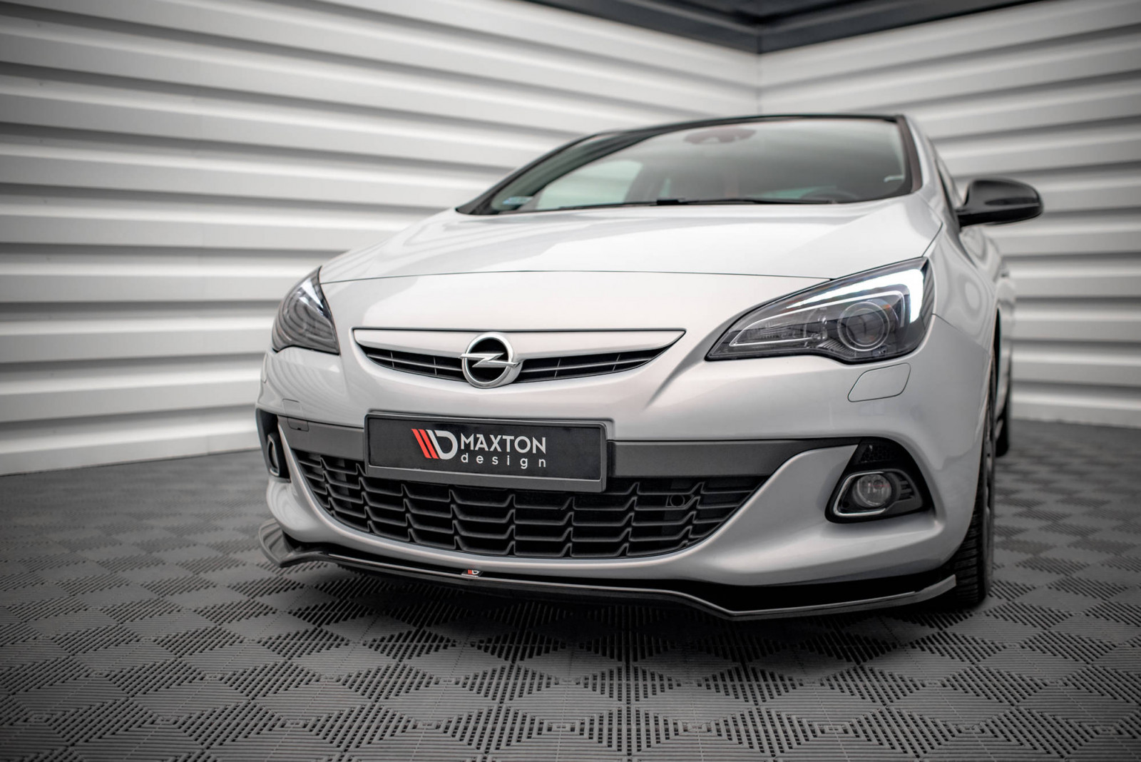 Splitter Przedni V.2 Opel Astra GTC OPC-Line J