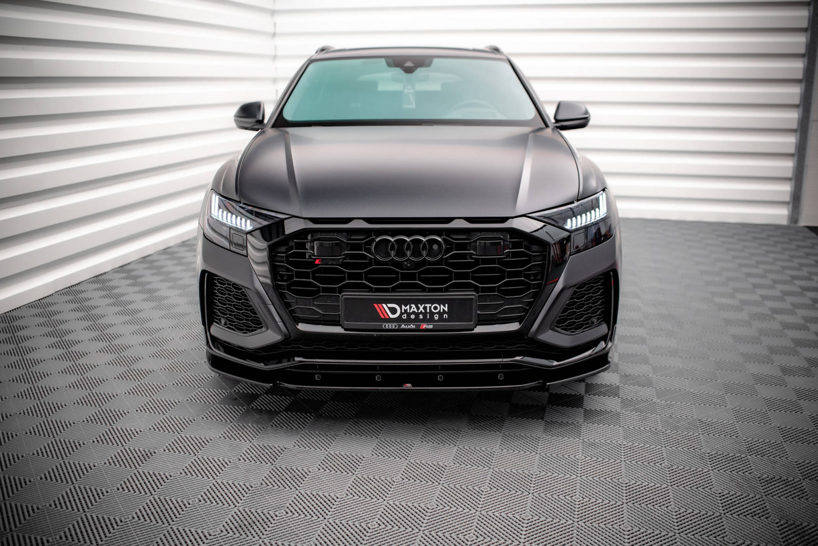 Splitter Przedni V.1 Audi RSQ8 Mk1