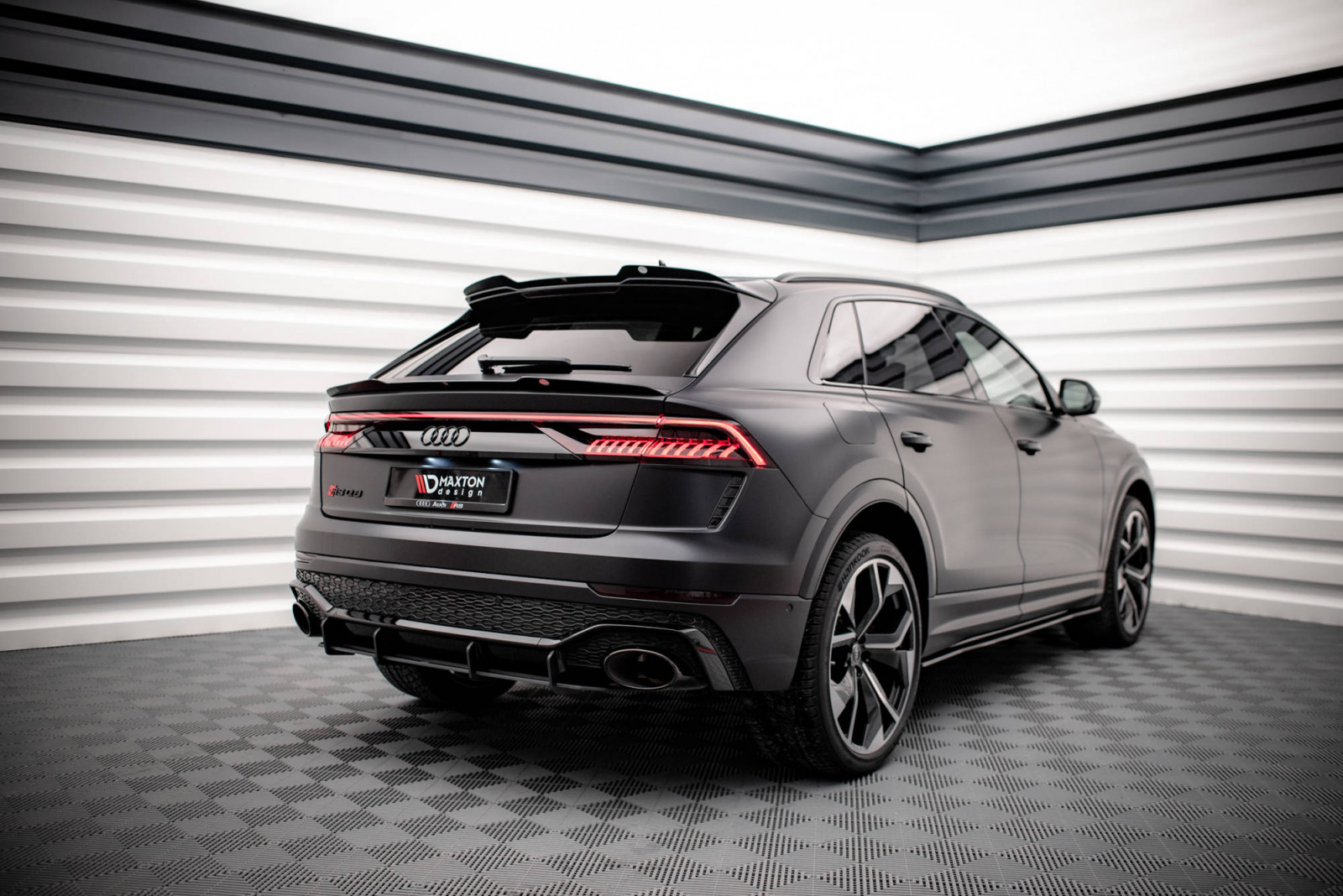 Górne Przedłużenie Spoilera Audi RSQ8 Mk1