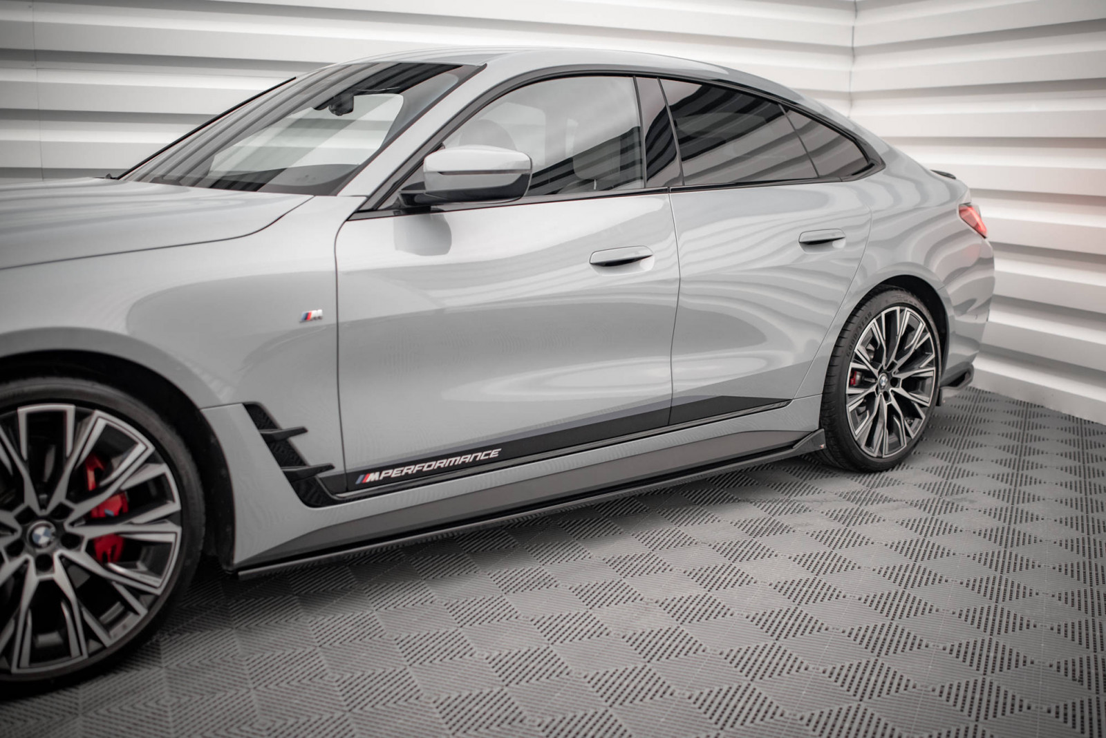 Dokładki Progów V.2 BMW 4 Gran Coupe M-Pack G26