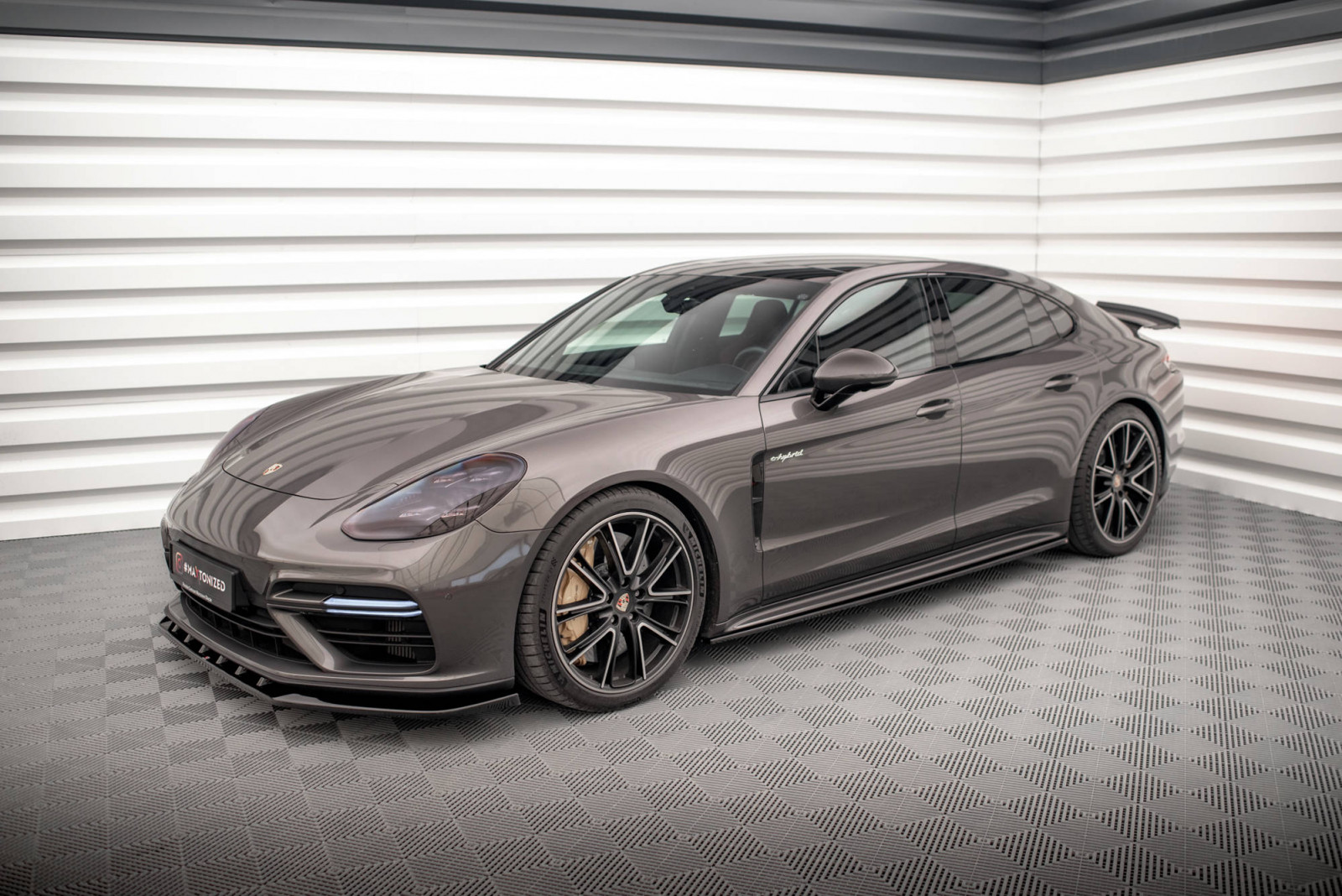 Dokładki Progów Porsche Panamera E-Hybrid 971