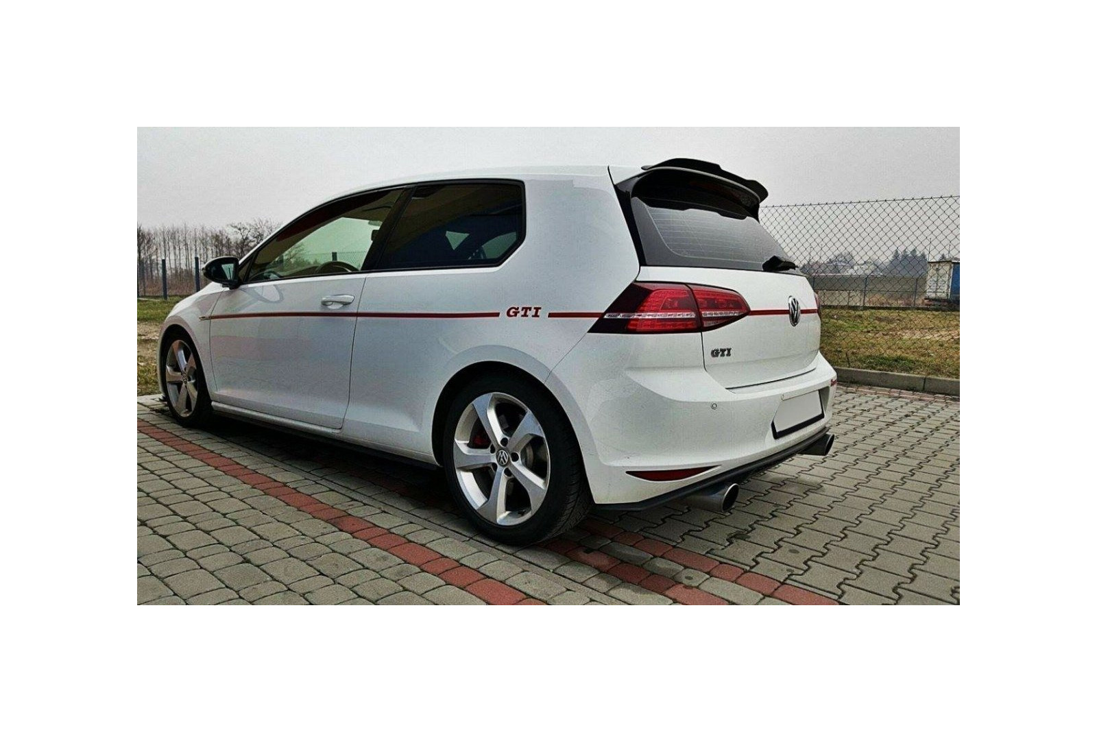 Przedłużenie Spoilera V.3 VW Golf 7 / 7 Facelift R / R-Line / GTI 