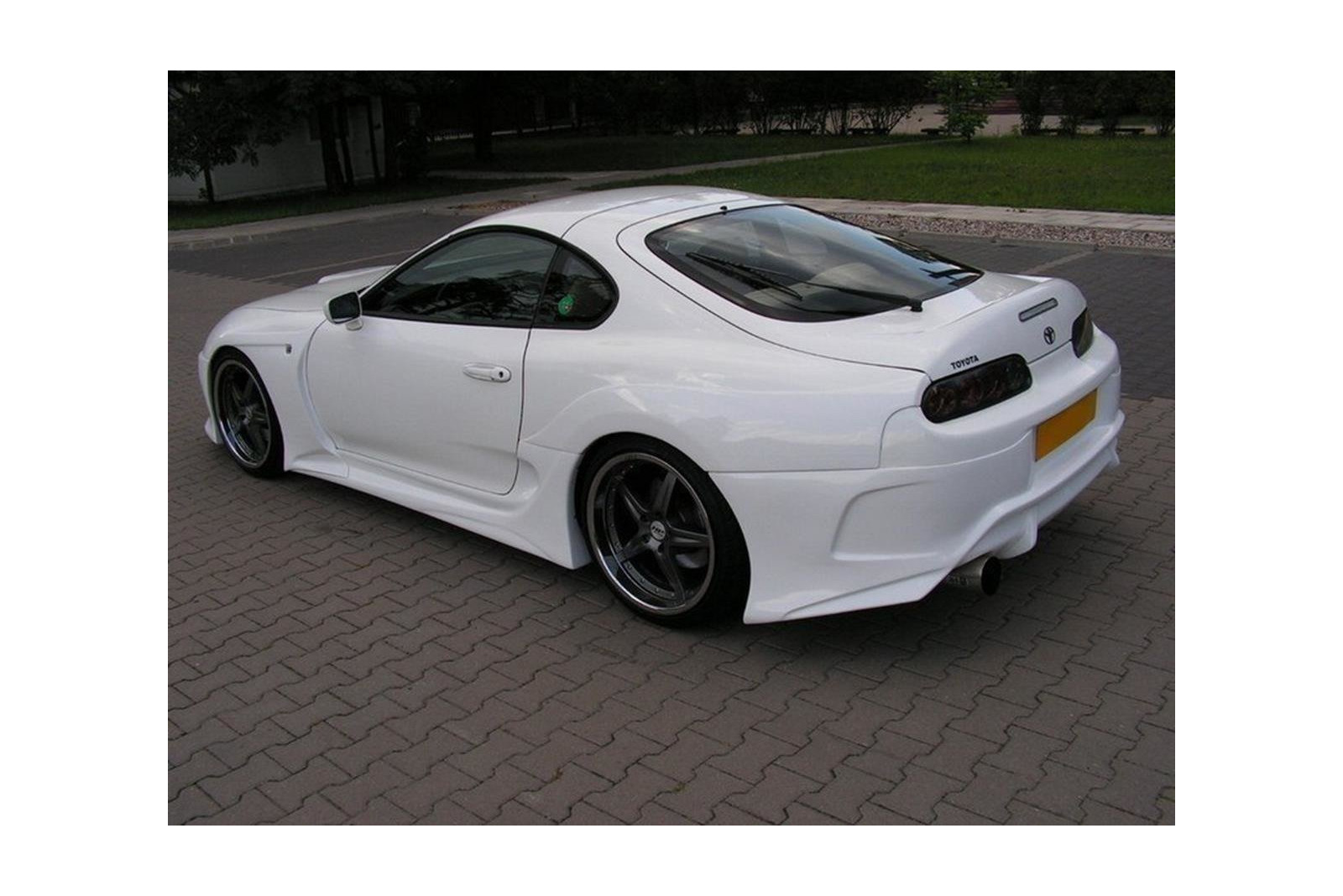 Tylne Poszerzenia Toyota Supra MK4