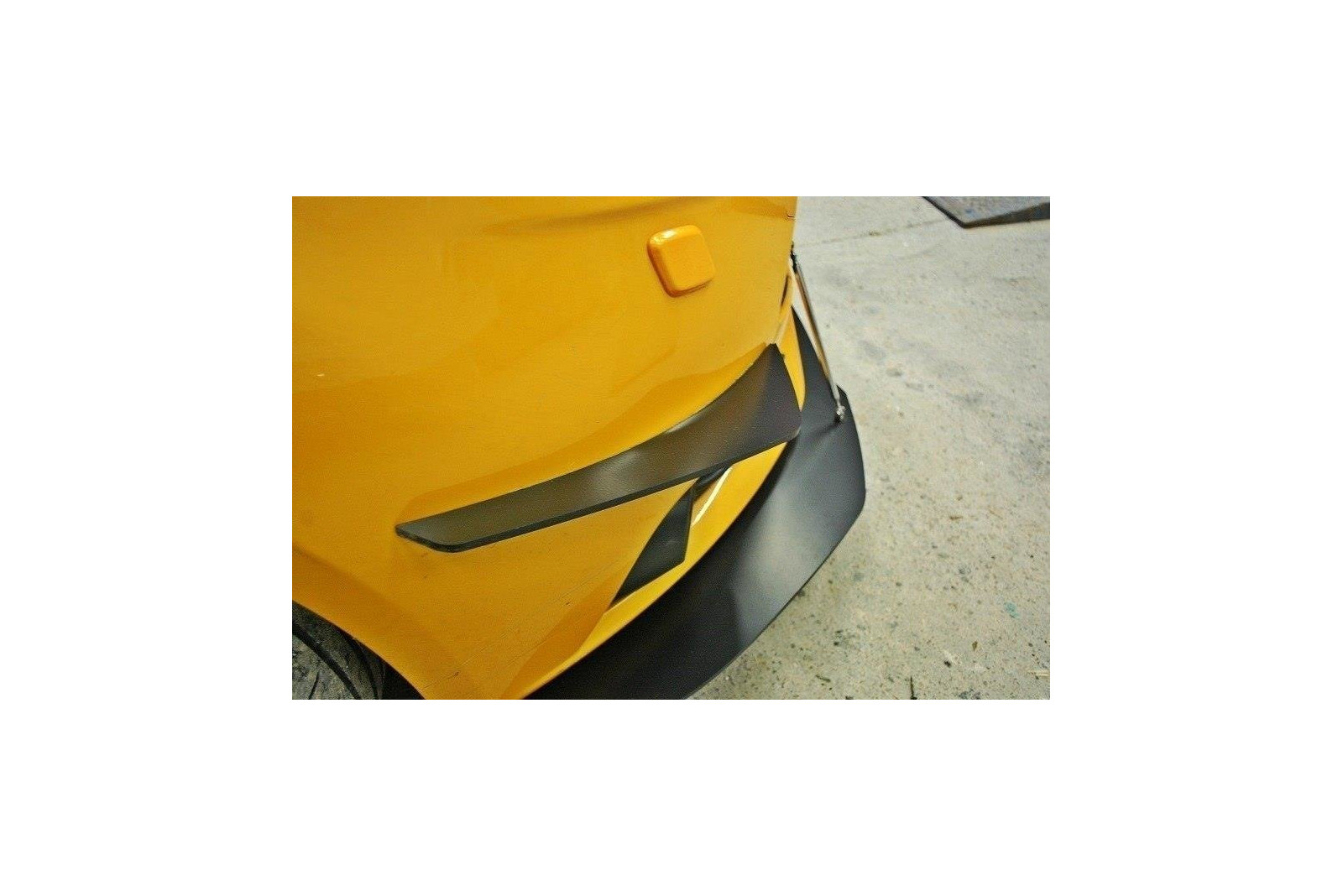 Canards (Owiewki Boczne Zderzaka) Ford Focus ST MK3