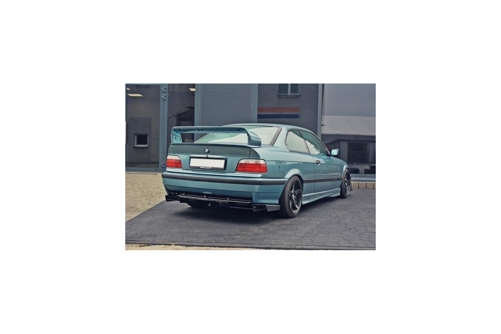 DYFUZOR TYLNY BMW M3 E36