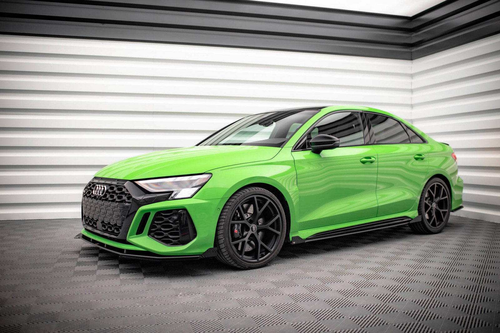 Flapsy Boczne Audi RS3 Sedan 8Y