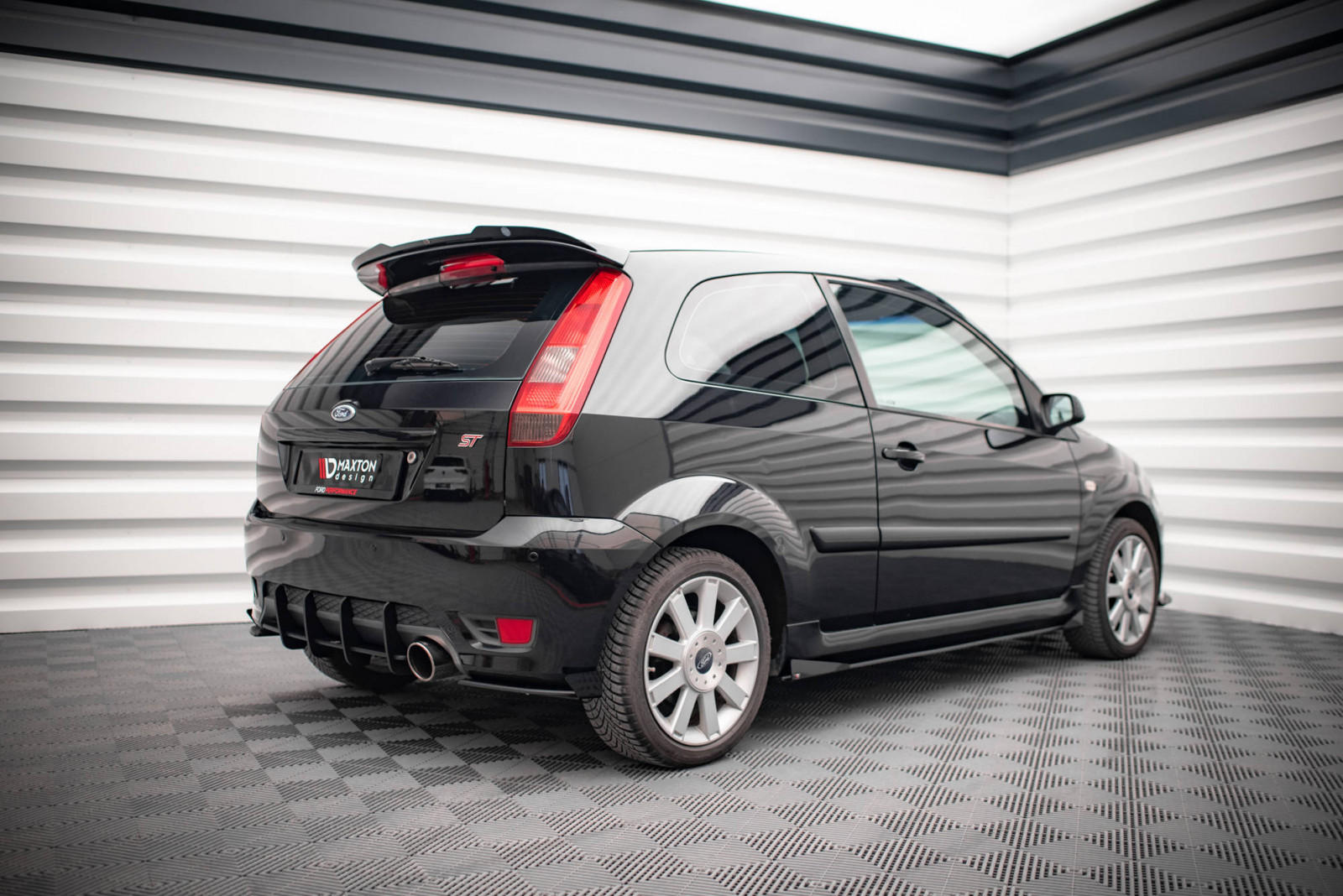 Flapsy Boczne Ford Fiesta ST Mk6