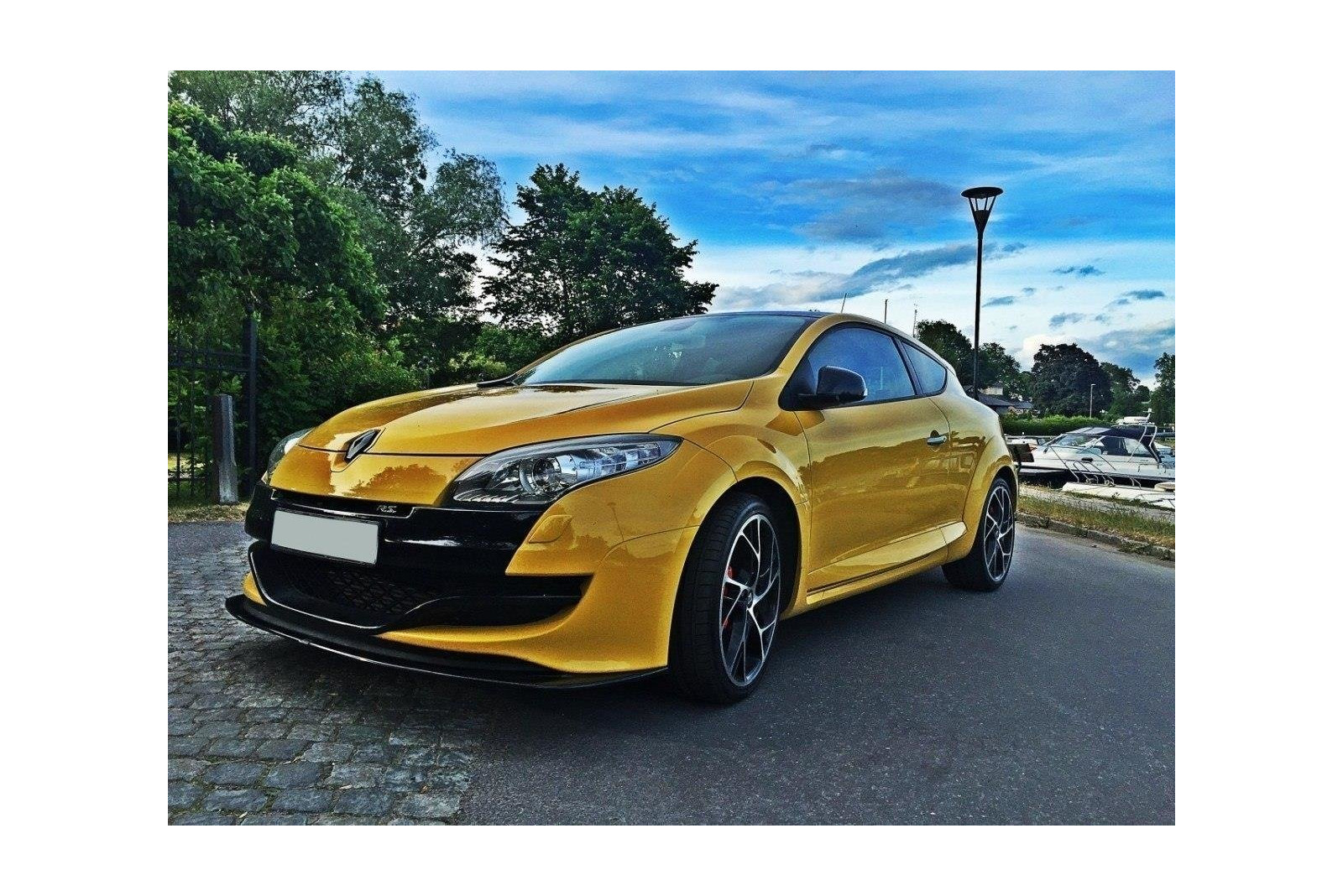 Splitter Przedni Renault Megane III RS V.2