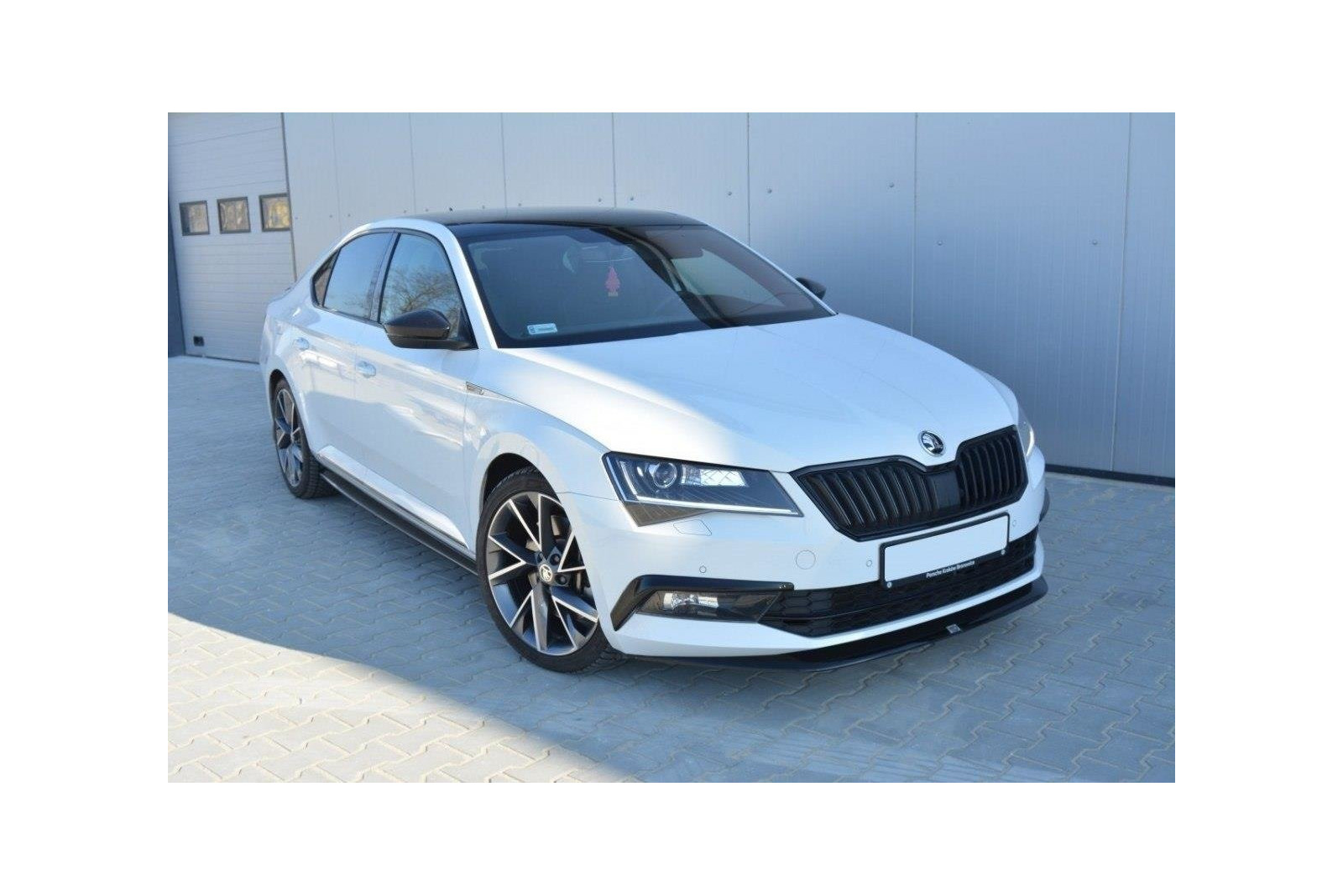 Splitter Przedni V.1 Skoda Superb Mk3