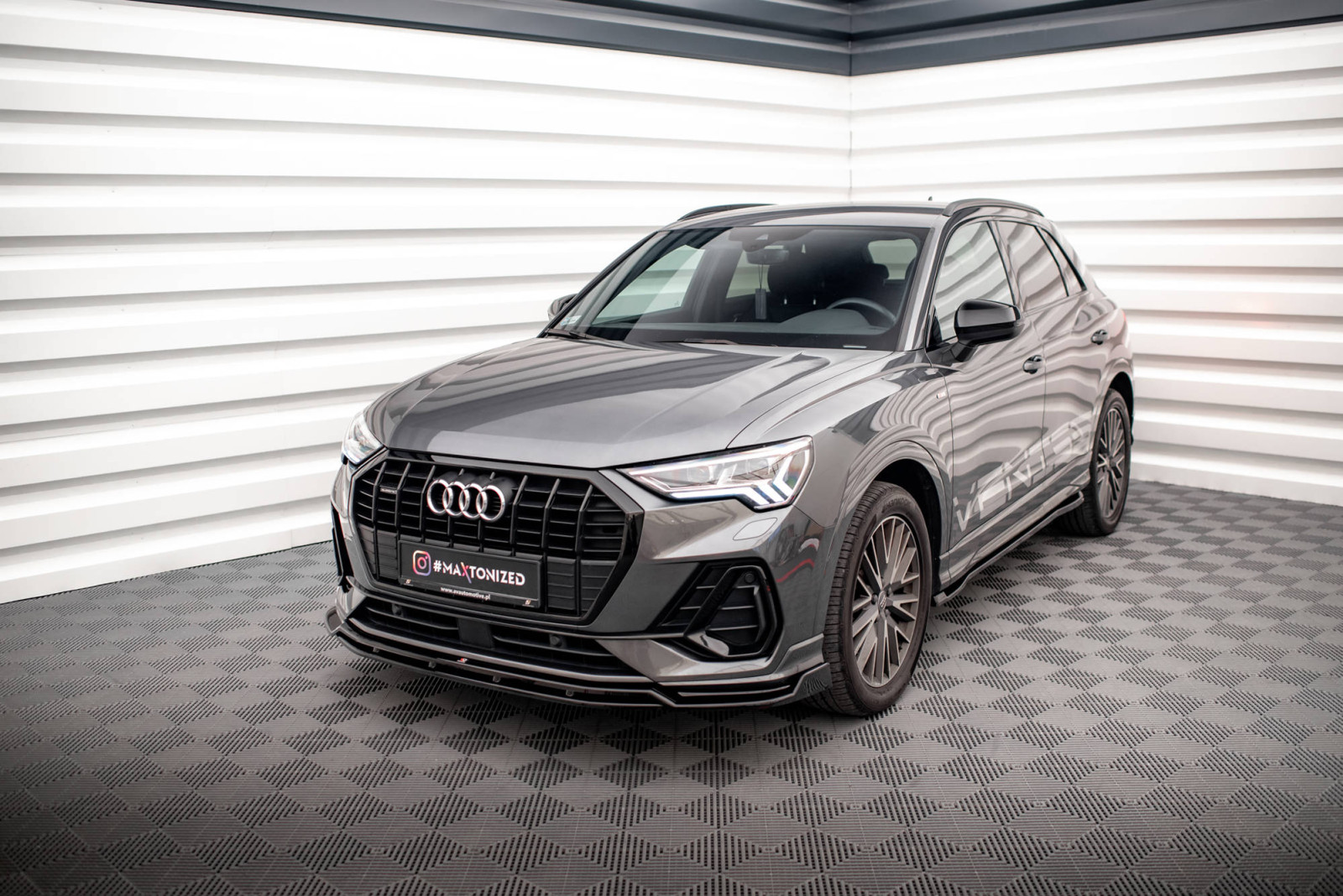 Splitter Przedni V.2 Audi Q3 S-Line F3