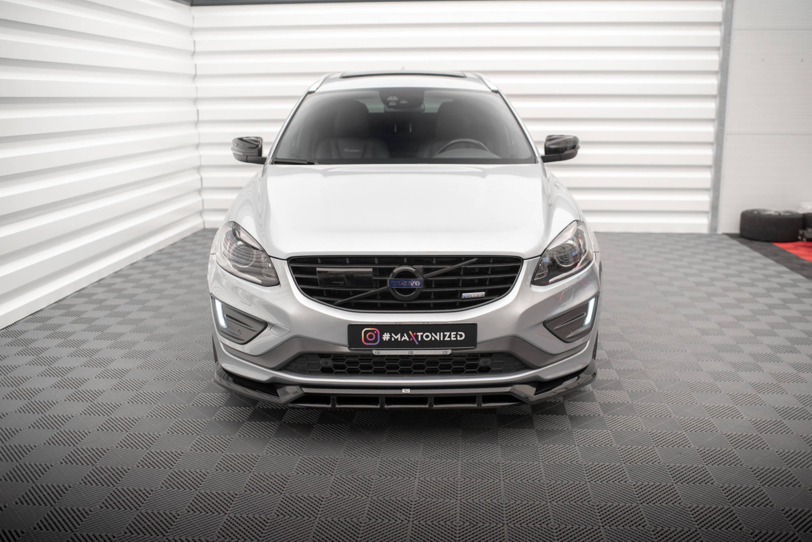 Splitter Przedni Volvo XC60 R-Design Mk1 Facelift