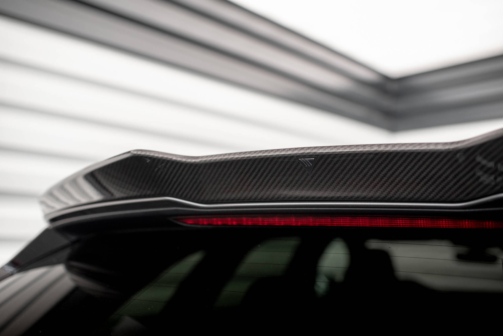 Karbonowy Spoiler Tylnej Klapy Audi RS6 C8