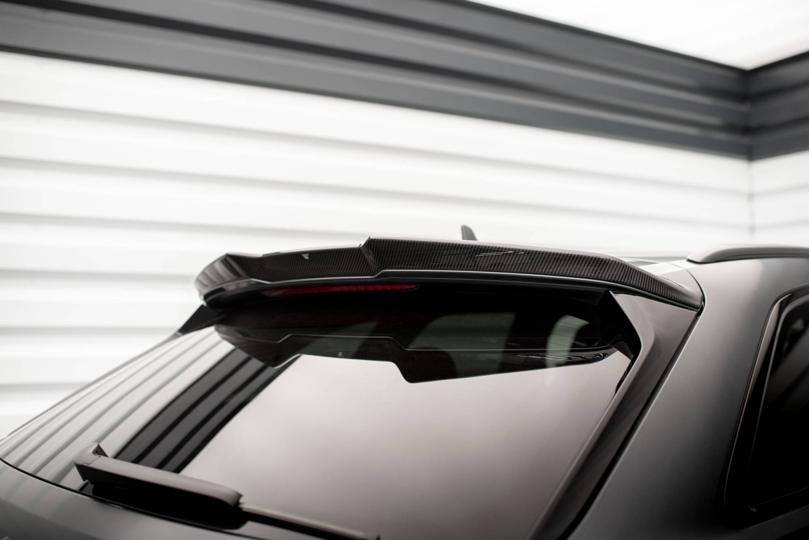 Karbonowy Spoiler Tylnej Klapy Audi RS6 C8