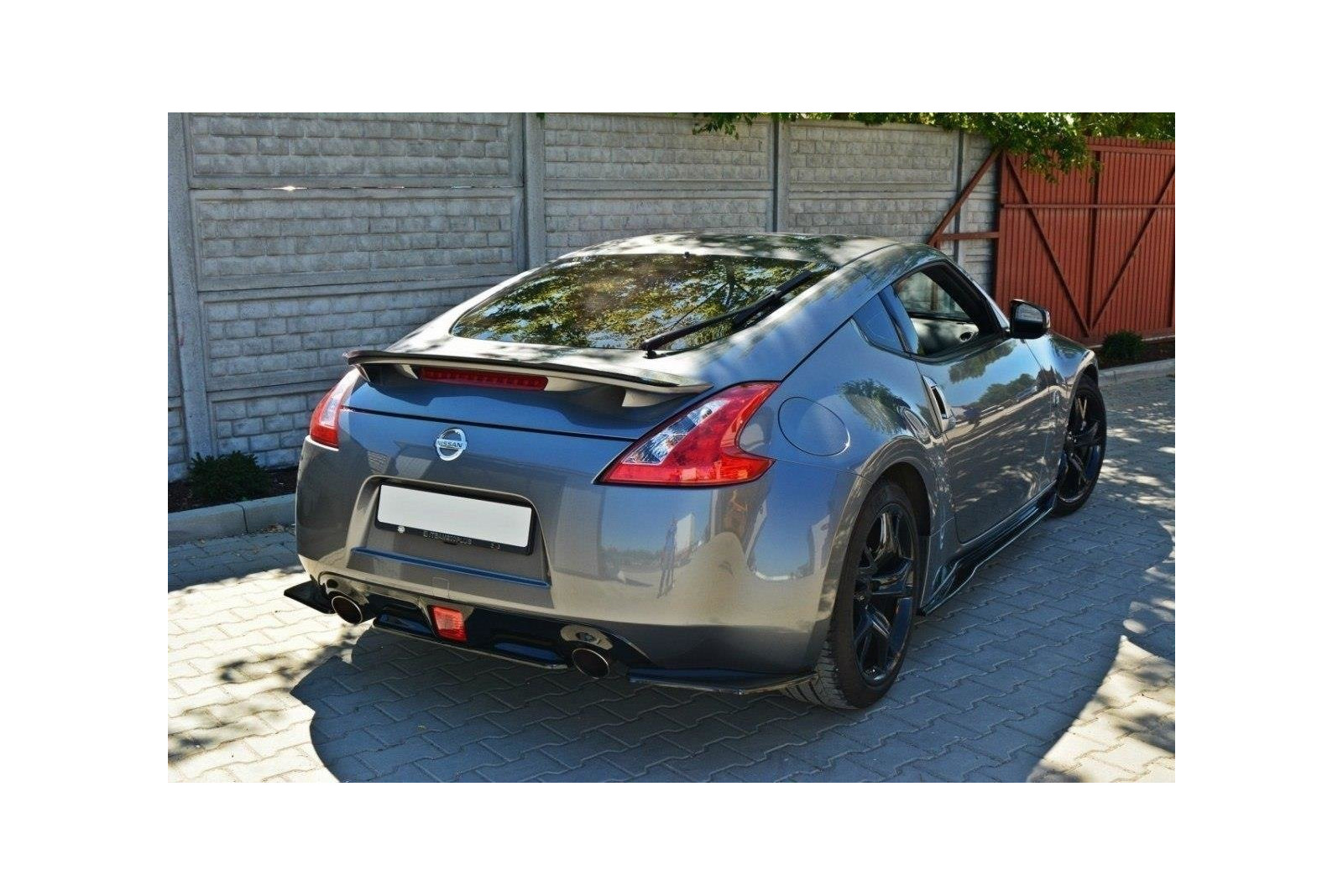 Splitter Tylny Środkowy Nissan 370Z