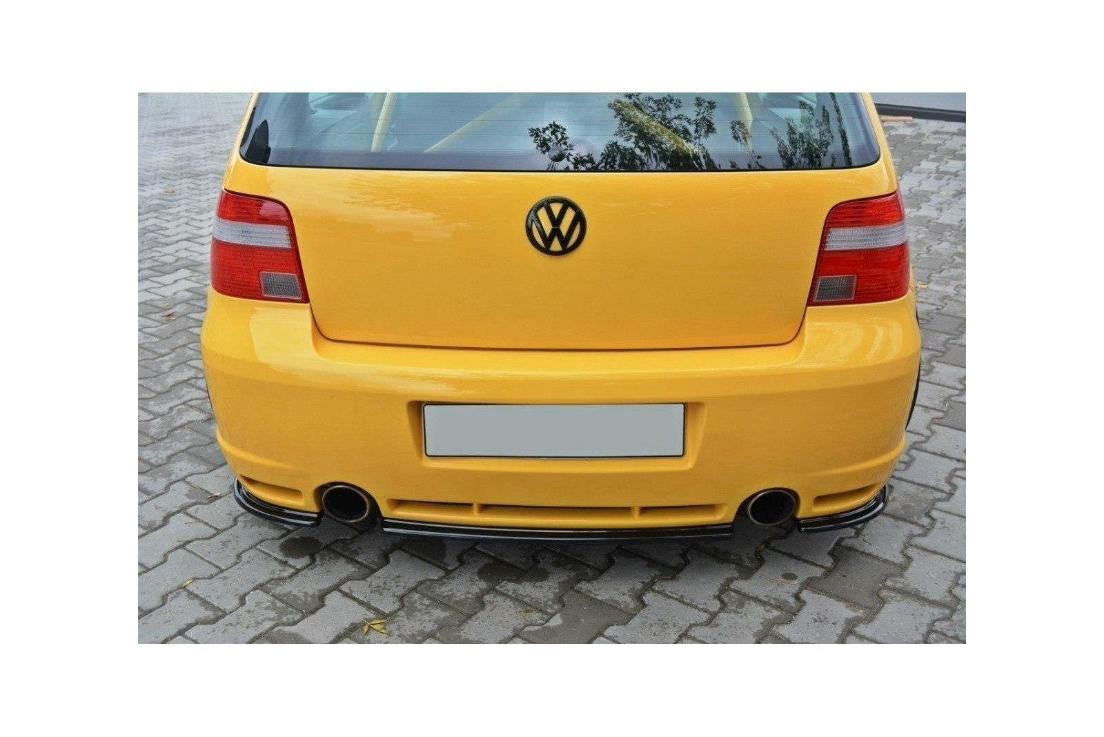 Splitter Tylny Środkowy VW Golf 4 R32