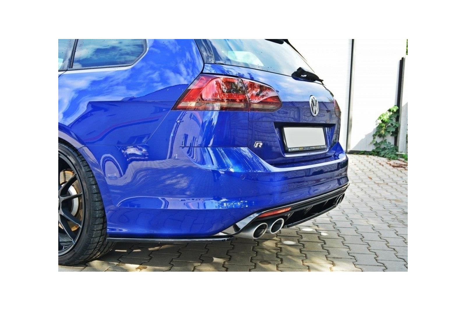 Splitter Tylny Środkowy VW Golf 7 R Estate (Bez dyfuzora)