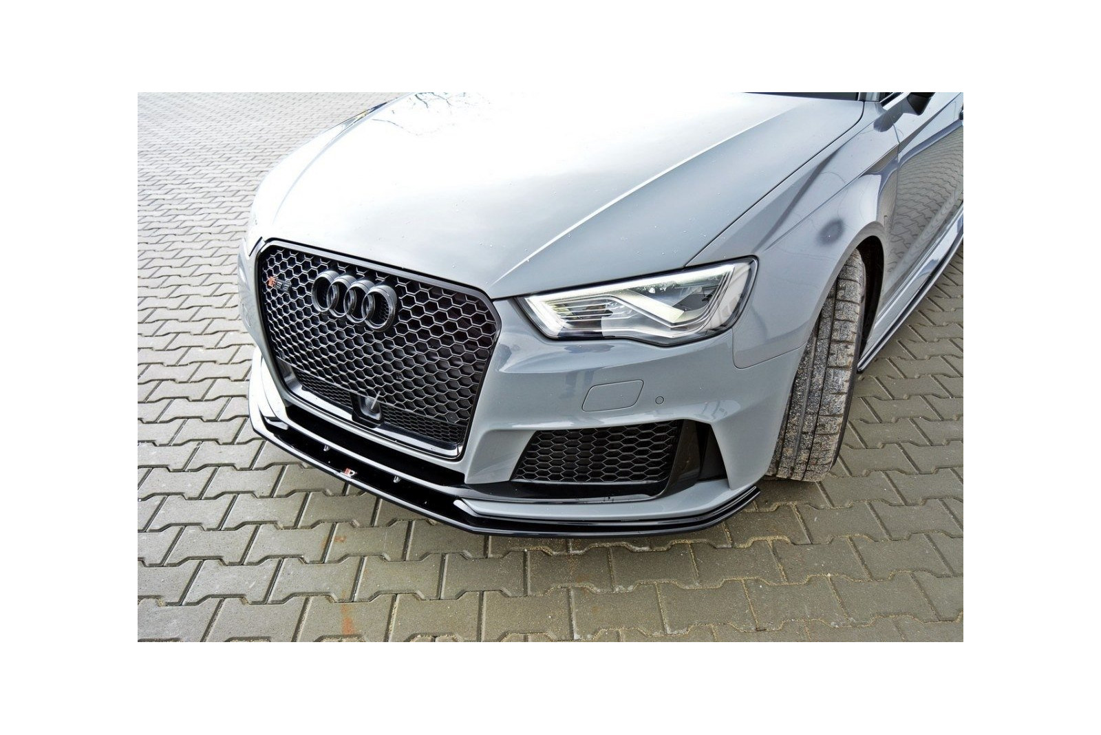 Splitter Przedni V.2 Audi RS3 8V Sportback