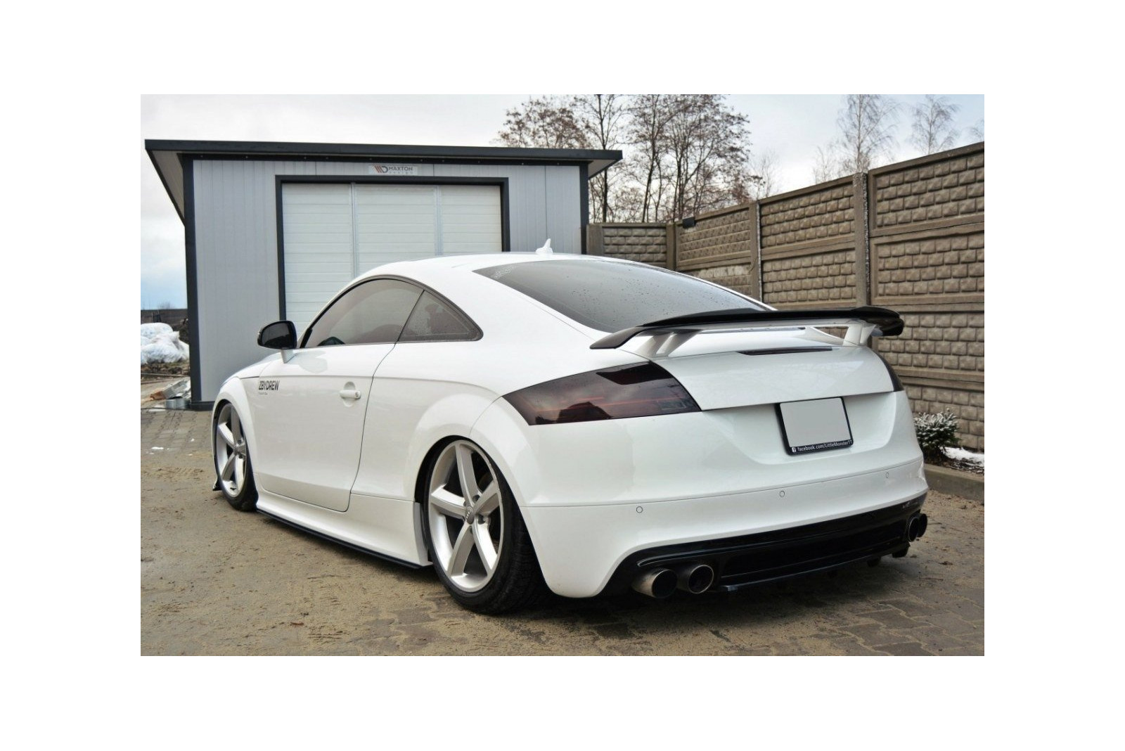 Splitter Tylny Środkowy Audi TT S 8J (Z dyfuzorem)