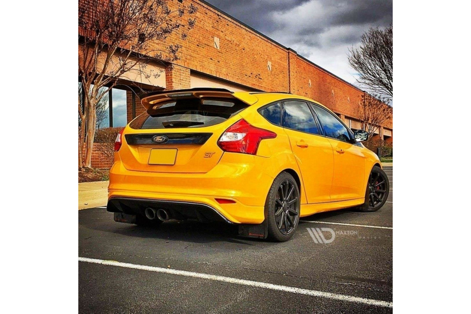 Dokładka Tylna Ford Focus ST Mk3 (RS Look)