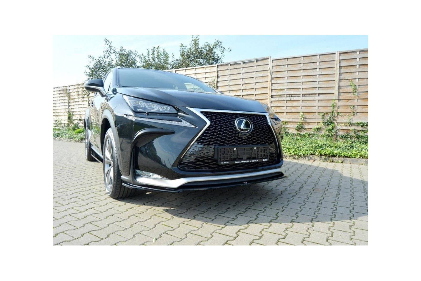 Ramki Świateł Lexus NX Mk1