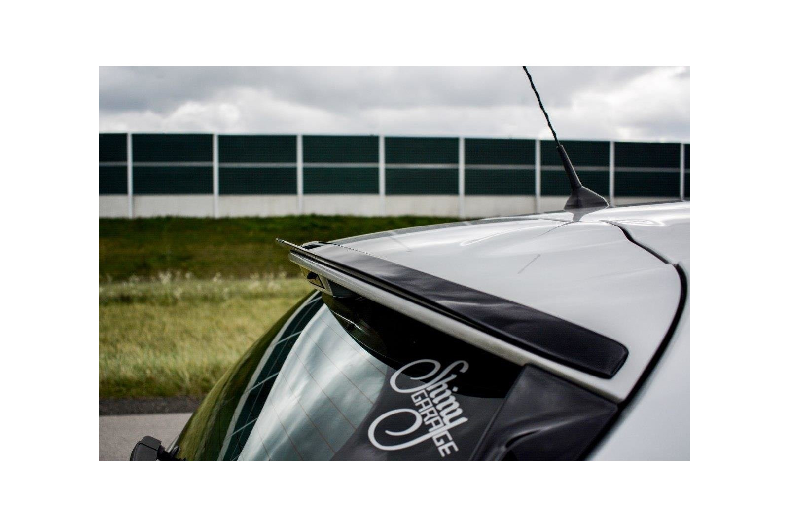 Spoiler Cap Renault Clio MK4