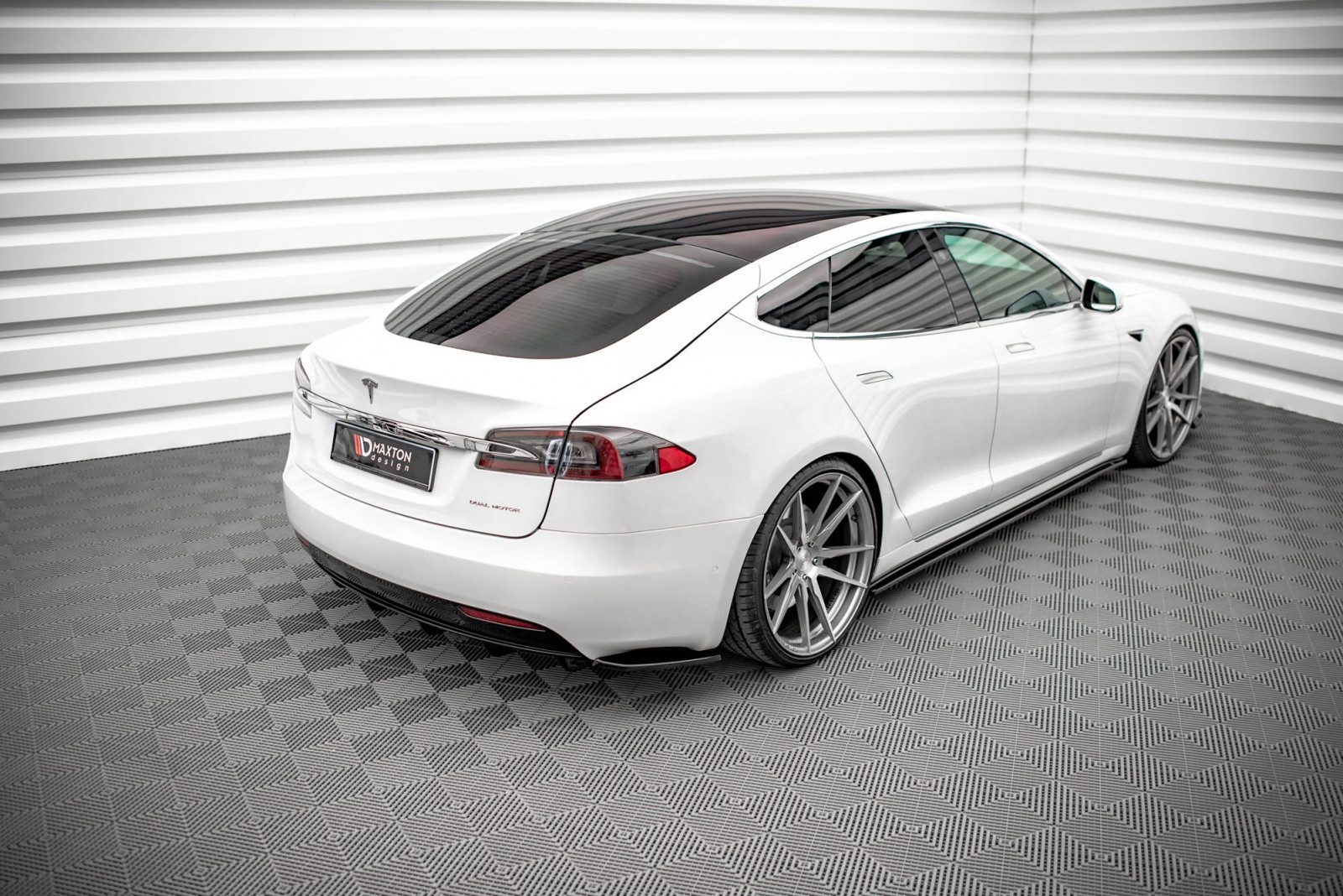 Dokładki Progów Tesla Model S Facelift