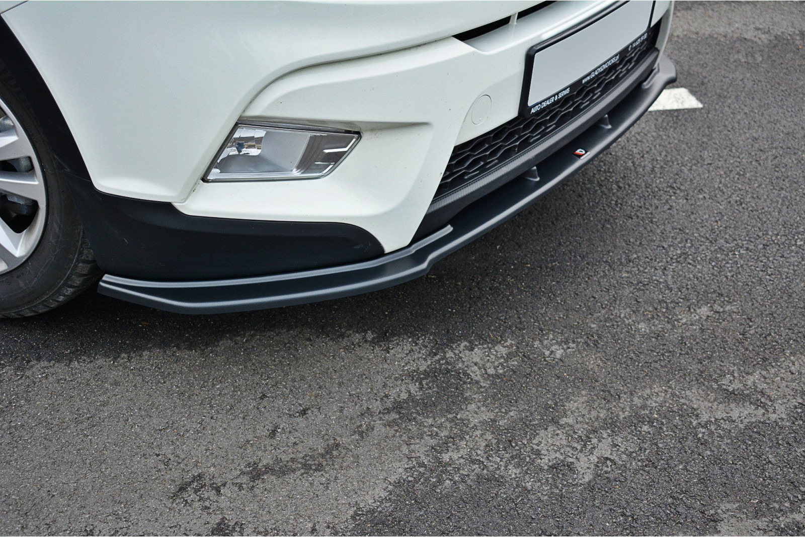 Splitter przedni V.1 SSANGYONG TIVOLI