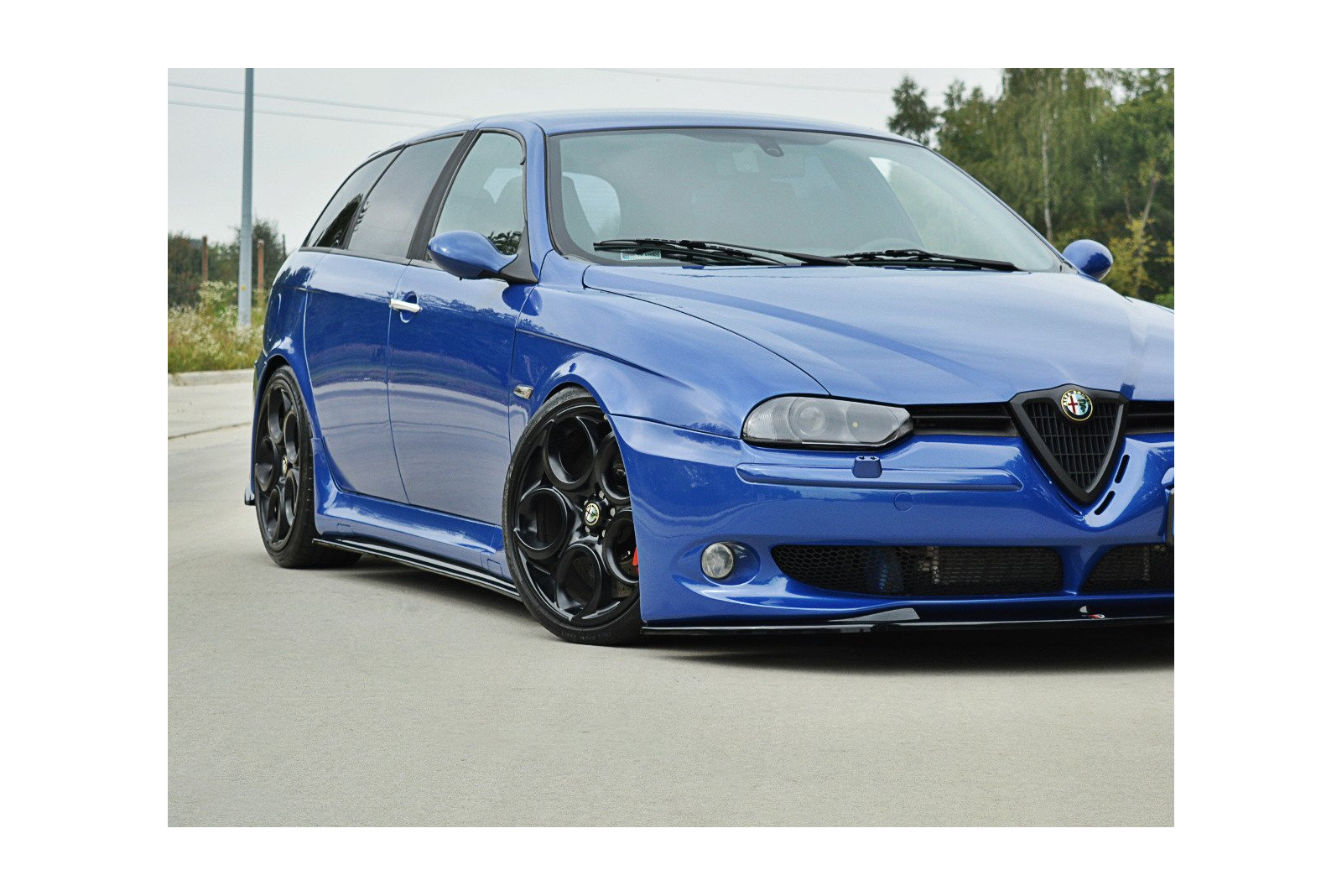 DOKŁADKI PROGÓW ALFA ROMEO 156 GTA 