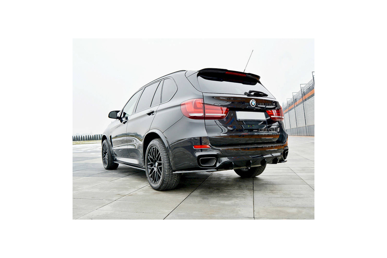 DOKŁADKI PROGÓW BMW X5 F15 M-PACK