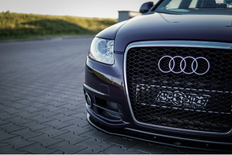 Splitter Przedni Audi A6...