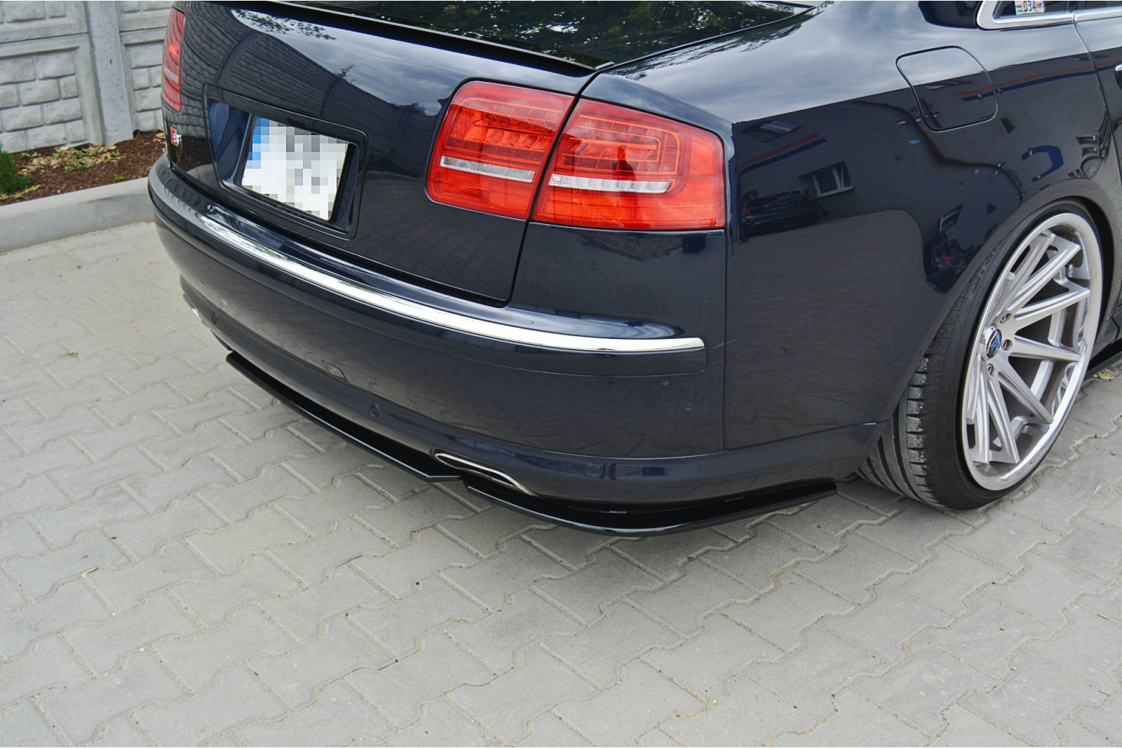 Splitter Tylny Środkowy Audi A8 D3 (bez dyfuzora)